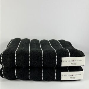 Tommy Hilfiger Bath Towels Set of 2 Park Stripe Black White Plush Cotton NEW